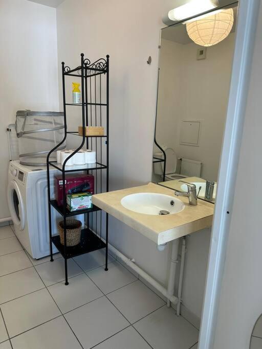 Grand Studio De 37M Carres - Rer Laplace Et Maison Des Examens A 5 Minutes A Pied Arcueil Zewnętrze zdjęcie